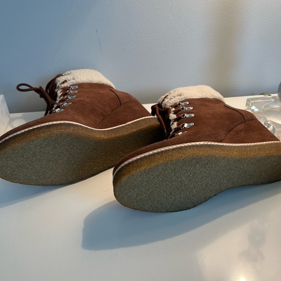 Steve Madden Marcel Cognac Suede Wedge Boot size 8.5 NEW - Picture 3 of 3